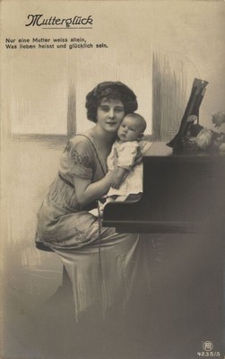 “Mutterglück” um 1900 IMG