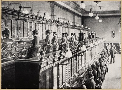Telefonistinnen in Frankfurt, vor 1900