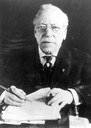 Unknown photographer, Samuel Gompers (1850–1924), black-and-white photograph, ca. 1920, source: © International Labour Organization. 