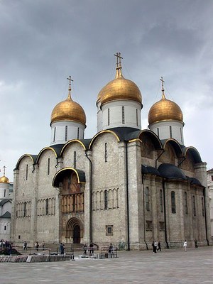 Aristotele Fioravanti (1415–1485), Uspenskij-Kathedrale in Moskau, Farbphotographie, 2004, Photograph: Smack; Bildquelle: Wikimedia Commons, http://commons.wikimedia.org/wiki/File:Dormition_%28Kremlin%29.JPG?uselang=de . 