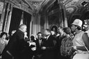 Signing of the Voting Rights Act, President's Room, U.S. Capitol, Washington, DC, Schwarz-Weiß-Photographie, 6. August 1965, Photograph: Yoichi Okamoto; Bildquelle: The Lyndon Baines Johnson Presidential Library, A1030-17a, http://www.lbjlibrary.net/collections/photo-archive/photolab-detail.html?id=222, gemeinfrei.